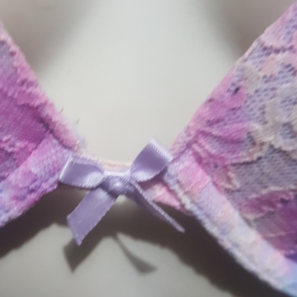 VICTORIA'S SECRET BRA - Picture 2 of 4